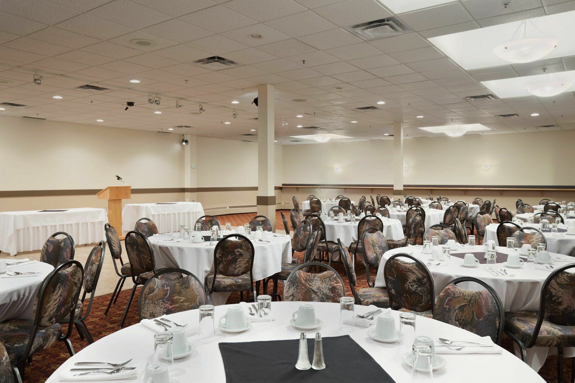 Border Inn & Suites Lloydminster Esterno foto